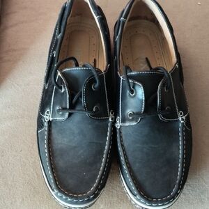 Brixton Black Men's Lace-Up Boat Shoes with White Stitching